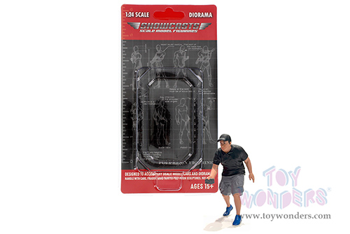 Showcasts® Figurines - Figure24 Series 2 Figure 4 (1/24 scale, Gray/Black) AD-24904 MAP: $10.99