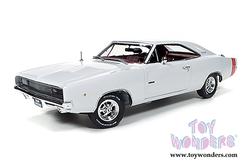 Auto World ERTL - Dodge Charger R/T Christmas Issue #2 Hard Top (1968, 1/18 scale diecast model car, White) AMM1059