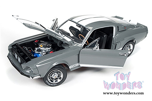 Auto World - Shelby GT350 Hard Top (1967, 1/18 scale diecast model car, Gray)  AMM1060