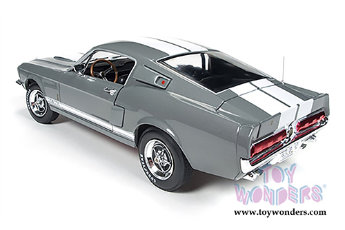 Auto World - Shelby GT350 Hard Top (1967, 1/18 scale diecast model car, Gray)  AMM1060