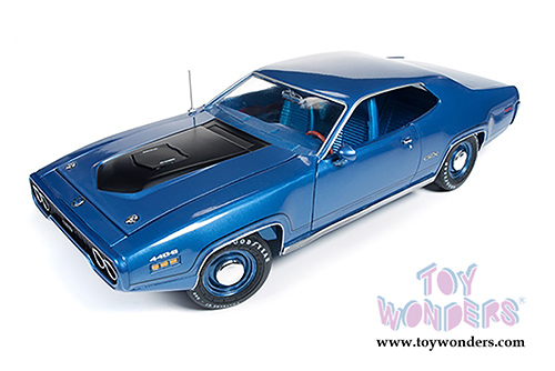 Auto World - Plymouth GTX Hard Top (1971, 1/18 scale diecast model car, Blue) AMM1065
