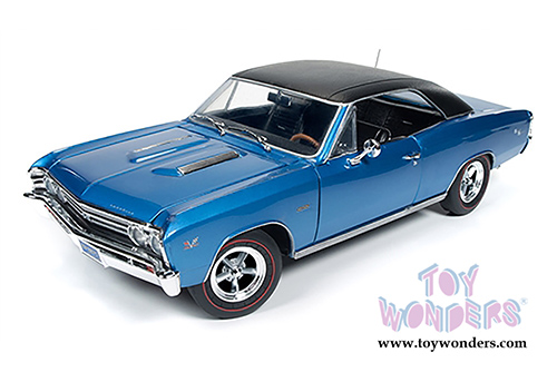 Auto World - Baldwin Motion&trade; Chevelle&reg; SS 427 Hard Top (1967, 1/18 scale diecast model car, Blue) AMM1068
