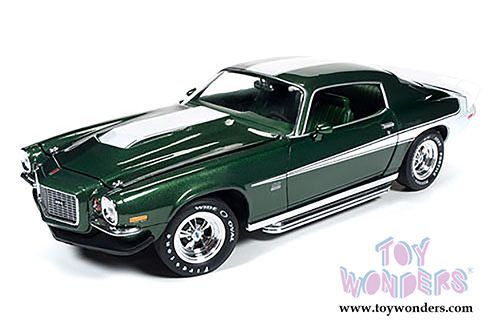 Auto World American Muscle - Baldwin Motion&reg; Camaro&reg; Hard Top (1970, 1/18 scale diecast model car, Green) AMM1079