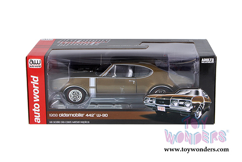 Auto World American Muscle - Oldsmobile&reg; 442&trade; W-30 Hard Top (1968, 1/18 scale diecast model car, Cinnamon Bronze) AMM1084