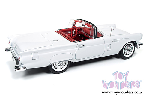Auto World American Muscle - Ford Thunderbird Convertible w/ Removable Bonnet Holiday Edition (1957, 1/18 scale diecast model car, White) AMM1089