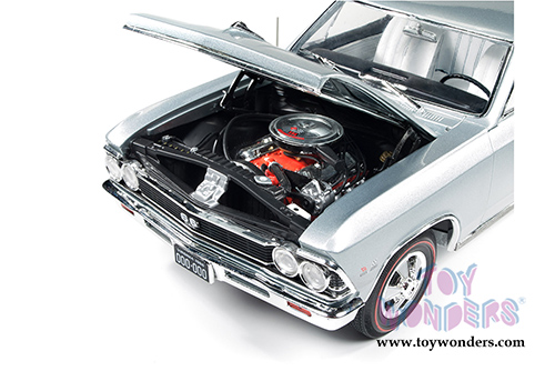 Auto World American Muscle - Chevy Chevelle SS Hard Top (1966, 1/18 scale diecast model car, Chateau Slate) AMM1090