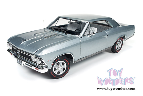 Auto World American Muscle - Chevy Chevelle SS Hard Top (1966, 1/18 scale diecast model car, Chateau Slate) AMM1090