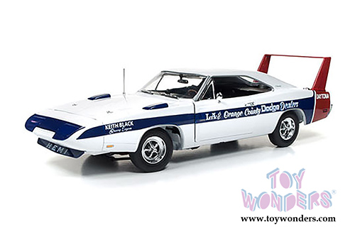 Auto World American Muscle - Dodge Charger Daytona Hardtop (1969, 1/18 scale diecast model car, White) AMM1091