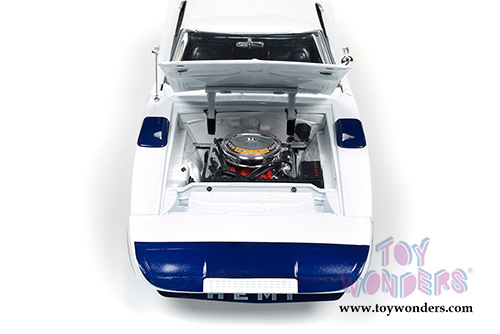 Auto World American Muscle - Dodge Charger Daytona Hardtop (1969, 1/18 scale diecast model car, White) AMM1091
