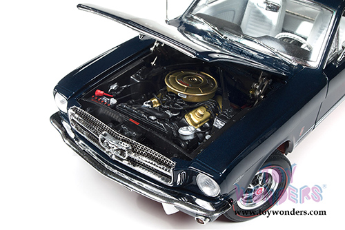 Auto World - American Muscle | Ford Mustang GT Hard Top (1965, 1/18 scale diecast model car, Caspian Blue) AMM1093