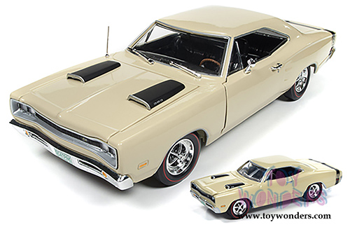 Auto World - Dodge Coronet Super Bee Hard Top (1969, 1/18 scale diecast model car, Y3 Cream) AMM1094