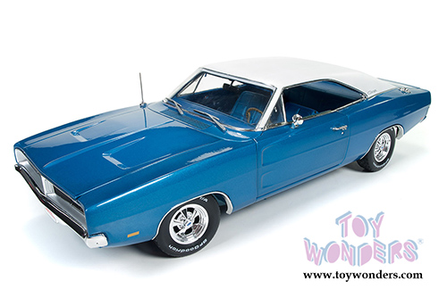 Auto World - Hemmings Muscle Machines Dodge Charger White Hat Special Cover Car 2011 (1969, 1/18 scale diecast model car, B5 Blue) AMM1100