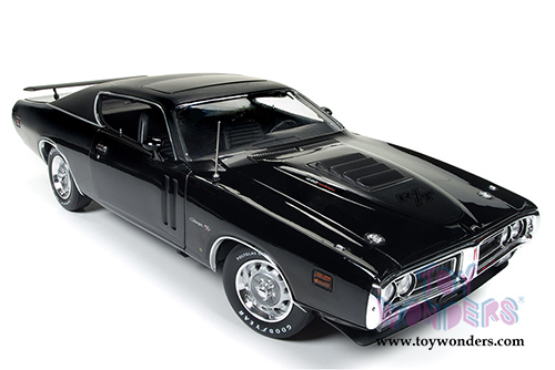 Auto World American Muscle - Dodge Charger R/T SE Hard Top with Sunroof (1971, 1/18 scale diecast model car, Black) AMM1107