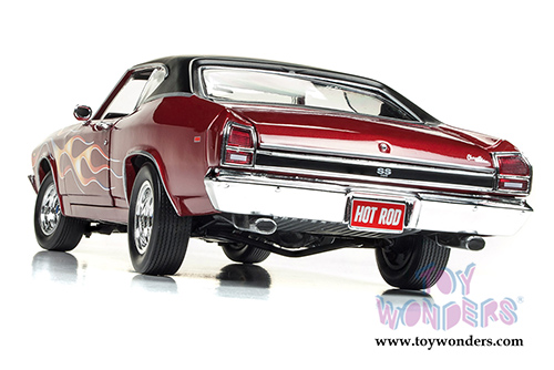 Auto World - Hot Rod Magazine | Chevy&reg; Chevelle&reg; SS&trade; 396 Hardtop (1969, 1/18 scale diecast model car, Rich Metallic Red/Black) AMM1108
