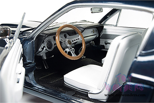 Auto World American Muscle - Hemmings Muscle Machines Ford Shelby Mustang GT 500, 50th Anniversary Hardtop (1969, 1/18 scale diecast model car, Metallic Blue) AMM1111