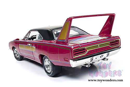 Auto World - American Muscle | Plymouth Superbird Hardtop MCACN Barn Finds (1970, 1/18 scale diecast model car, Custom Paint) AMM1113