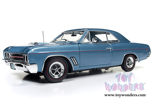 Auto World American Muscle - 1:18 and 1:64 scale Buick&reg; GS&trade; 400 Hardtop (1967, 1/18,1/64 scale diecast model car, Sapphire Blue) AMM1115