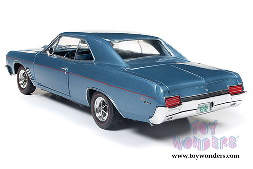 Auto World American Muscle - 1:18 and 1:64 scale Buick&reg; GS&trade; 400 Hardtop (1967, 1/18,1/64 scale diecast model car, Sapphire Blue) AMM1115
