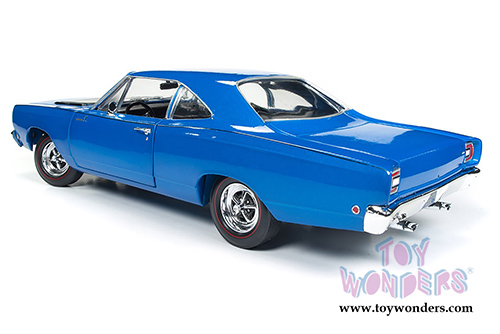 Auto World - American Muscle | Plymouth Road Runner Hardtop Looney Tunes&trade; Class of '68 (1968, 1/18 scale diecast model car, Electric Blue) AMM1125