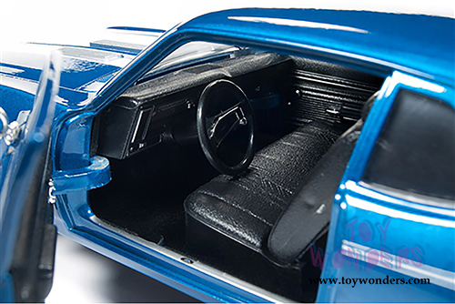 Auto World - American Muscle | Yenko&reg; Chevy&reg; Nova&trade; Hardtop (1969, 1/18 scale diecast model car, Blue) AMM1135