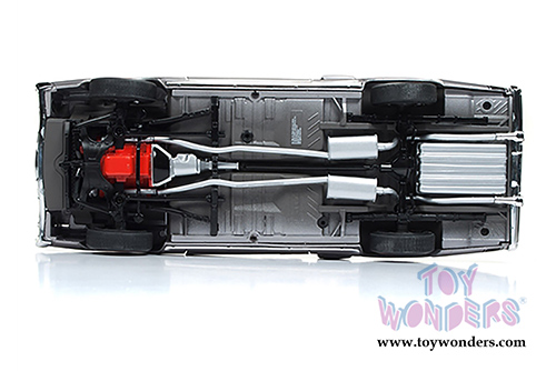 Auto World American Muscle - Dodge Coronet R/T Hardtop (1969, 1/18 scale diecast model car, Silver) AMM1141