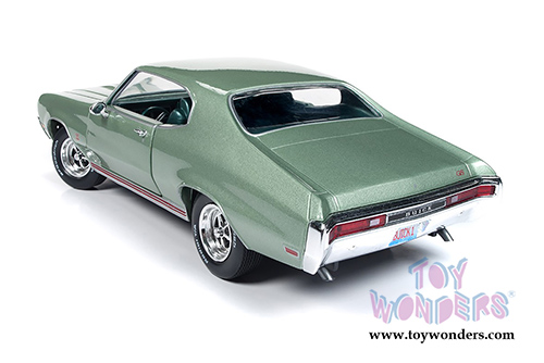 Auto World American Muscle - Buick&reg; GS&trade; 455 Hardtop Muscle Car & Corvette Nationals (MCACN) (1970, 1/18 scale diecast model car, Green) AMM1149