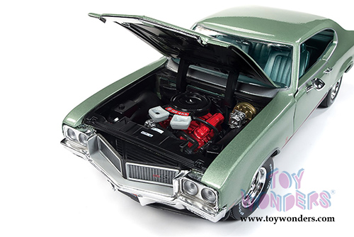 Auto World American Muscle - Buick&reg; GS&trade; 455 Hardtop Muscle Car & Corvette Nationals (MCACN) (1970, 1/18 scale diecast model car, Green) AMM1149