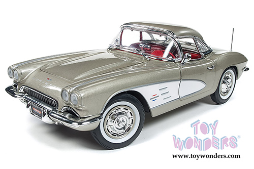 Auto World American Muscle - Chevy&reg; Corvette&reg; Hardtop Muscle Car & Corvette Nationals (MCACN) (1961, 1/18 scale diecast model car, Fawn Beige) AMM1151