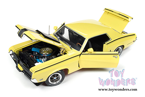 Auto World American Muscle - Hemmings Muscle Machines | Mercury Cougar Eliminator Hardtop (1970, 1/18 scale diecast model car, Competition Yellow) AMM1155