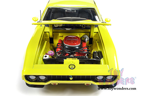 Auto World - American Muscle | Plymouth Road Runner Hardtop Looney Tunes&trade; (1971, 1/18 scale diecast model car, Yellow) AMM1158