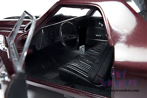 Auto World - American Muscle | Chevrolet&reg; El Camino&trade; 100th Anniversary (1970, 1/18 scale diecast model car, Black Cherry) AMM1161