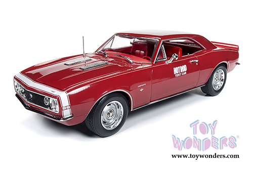 Auto World - Hot Rod Magazine | Chevrolet&reg; Camaro&reg; SS&trade; Hardtop (1967, 1/18 scale diecast model car, Bolero Red) AMM1163
