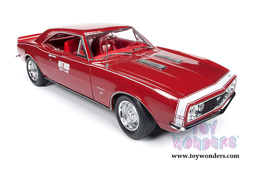 Auto World - Hot Rod Magazine | Chevrolet&reg; Camaro&reg; SS&trade; Hardtop (1967, 1/18 scale diecast model car, Bolero Red) AMM1163