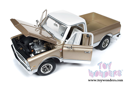 Auto World - Chevrolet® C-10™ Fleet Side Pickup Truck (1968, 1/18 scale diecast model car, Gold/White) AMM1165