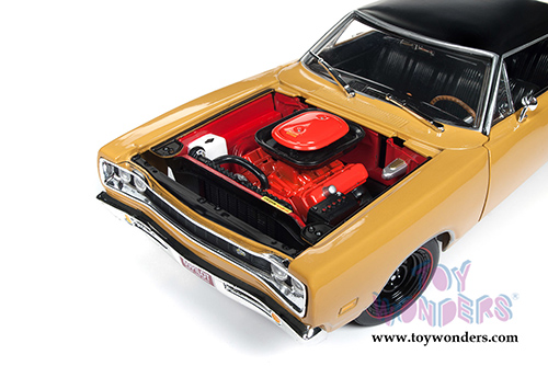 Auto World - American Muscle | Dodge Coronet Super Bee Hardtop Class of  '69 50th Anniversary (1969, 1/18 scale diecast model car, Butterscotch/Black) AMM1172