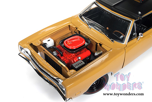 Auto World - American Muscle | Dodge Coronet Super Bee Hardtop Class of '69 50th Anniversary (1969, 1/18 scale diecast model car, Butterscotch) AMM1173