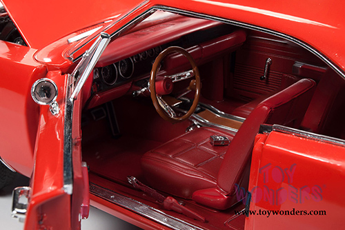 Auto World - American Muscle | Dodge Charger R/T Hardtop Class of '69 50th Anniversary (1969, 1/18 scale diecast model car, Charger Red) AMM1174