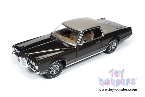 Auto World - American Muscle | Pontiac&reg; Grand Prix&trade; SJ Muscle Car & Corvette Nationals (MCACN) 10th Anniversary (1969, 1/18 scale diecast model car, Brown) AMM1175