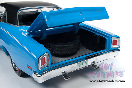 Auto World - American Muscle | Plymouth Road Runner Hardtop Class of '69 50th Anniversary (1969, 1/18 scale diecast model car, Petty Blue w/Black) AMM1184