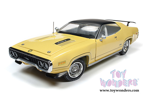 Auto World - American Muscle - Plymouth GTX Hardtop Muscle Car & Corvette Nationals (MCACN) (1971, 1/18 scale diecast model car, Lemon Twist) AMM1186