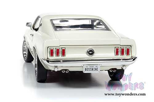 Auto World - American Muscle | Ford Mustang Fastback Boss 429 Hardtop Class of '69 50th Anniversary (1969, 1/18 scale diecast model car, Wimbledon White) AMM1196