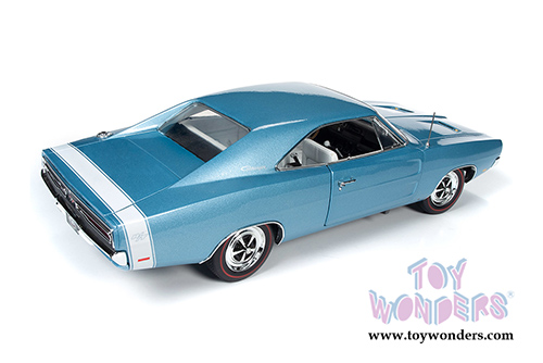 Auto World - American Muscle Dodge Charger R/T Hardtop Muscle Car & Corvette Nationals (MCACN) (1969, 1/18 scale diecast model car, B3 Light Blue) AMM1200