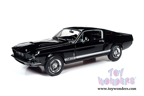 Auto World - American Muscle Ford Mustang Shelby&reg; GT350 Muscle Car & Corvette Nationals (MCACN) (1967, 1/18 scale diecast model car, Raven Black) AMM1202