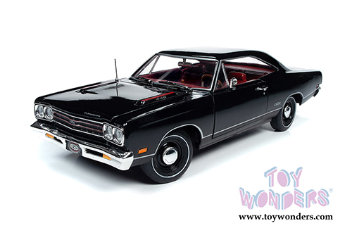 Auto World - American Muscle - Plymouth GTX Hardtop Muscle Car & Corvette Nationals (MCACN) (1969, 1/18 scale diecast model car, Black Velvet) AMM1204