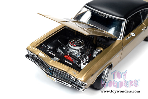 Auto World American Muscle - Yenko&reg; Chevy&reg; Chevelle&reg; Hardtop  (1969, 1/18 scale diecast model car, Olympic Gold) AMM1206