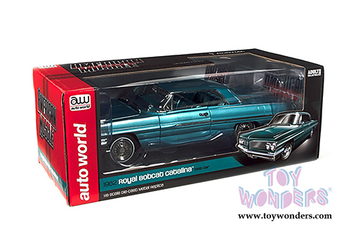 Auto World - Pontiac&reg; Royal Bobcat Catalina Hardtop (1962, 1/18 scale diecast model car, Aquamarine) AMM1212