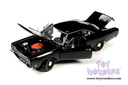 Auto World American Muscle - Hemmings Muscle Machines | Plymouth HEMI 426 Roadrunner Hardtop  (1969, 1/18 scale diecast model car, Tuxedo Black) AMM1213