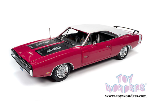 Auto World - American Muscle | Dodge Charger R/T SE 440 Class of '70 50th Anniversary (1970, 1/18 scale diecast model car, Panther Pink) AMM1215