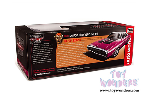 Auto World - American Muscle | Dodge Charger R/T SE 440 Class of '70 50th Anniversary (1970, 1/18 scale diecast model car, Panther Pink) AMM1215