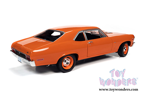Auto World American Muscle - Chevrolet&reg; Nova&reg; SS&reg; 396 Hardtop (1970, 1/18 scale diecast model car, Hugger Orange) AMM1226